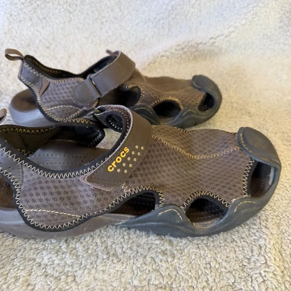 CROCS Sandals Men 11 Mesh Closed Toe Sport 15041 Swiftwater Water Shoes Beach